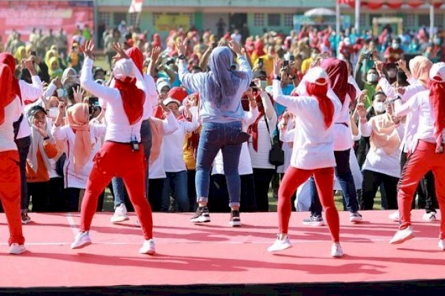 Senam Massal Tenaga Kesehatan Bersama Bupati Tahun 2022, Salam SEHAT 