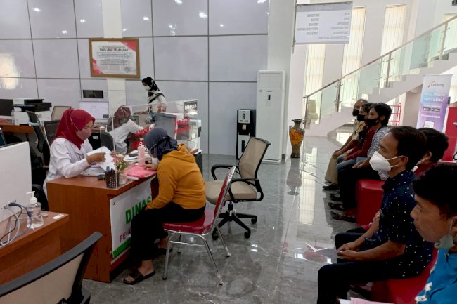 Pelayanan Perijinan Tenaga Kesehatan dan BPJS Dinas Kesehatan di Mal Pelayanan Publik