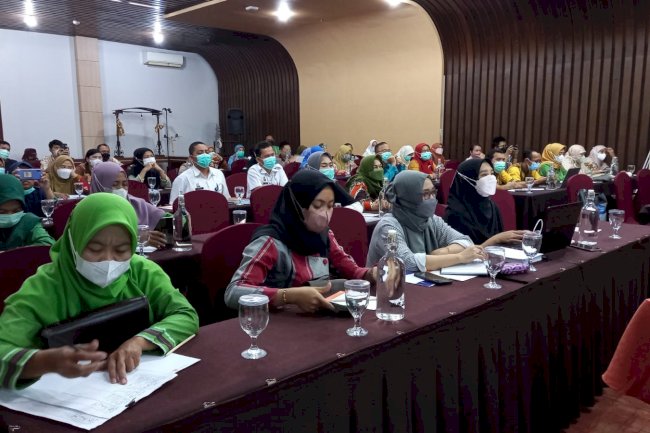 Pertemuan Persiapan & Pemahaman Instrumen Akreditasi Klinik Tahun 2023 di Hotel Grand Tjokro.