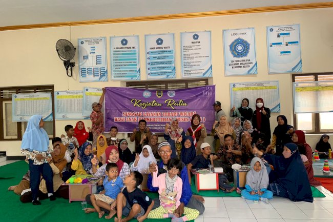 Assesmen Pelaksanaan Stimulasi Deteksi Intervensi Dini Tumbuh Kembang ( SDIDTK ) di Kabupaten Klaten Besama Komisi Nasional Disabilitas (KND) dan CHAI