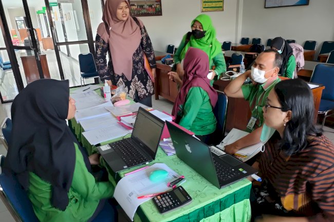 Desk Pemeriksaan Data Kas, Piutang, dan Utang untuk Entitas BLUD RSUD dan Puskesmas di Lingkungan Dinas Kesehatan Kabupaten Klaten.