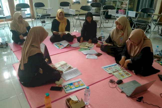 Pelatihan Peningkatan Kapasitas Tenaga Kesehatan tentang Fasilitator Kelas Ibu Hamil