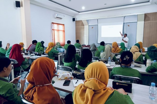 Pertemuan dengan Apoteker se-Kabupaten Terkait Regulasi Apoteker Terbaru Tahun 2024