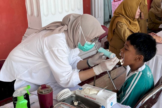 Launching Cek Kesehatan Gratis Sekolah, Siswa SDN 3 Klaten Dapat Pemeriksaan Kesehatan Lengkap