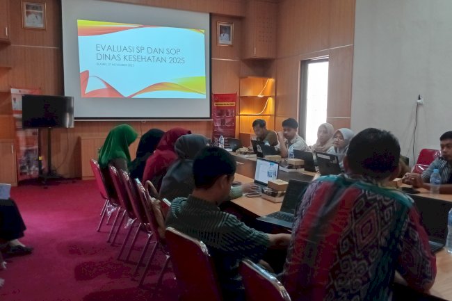 Rapat Evaluasi Standar Pelayanan(SP) dan Standar Operasional Prosedur Dinas Kesehatan Klaten Tahun 2025