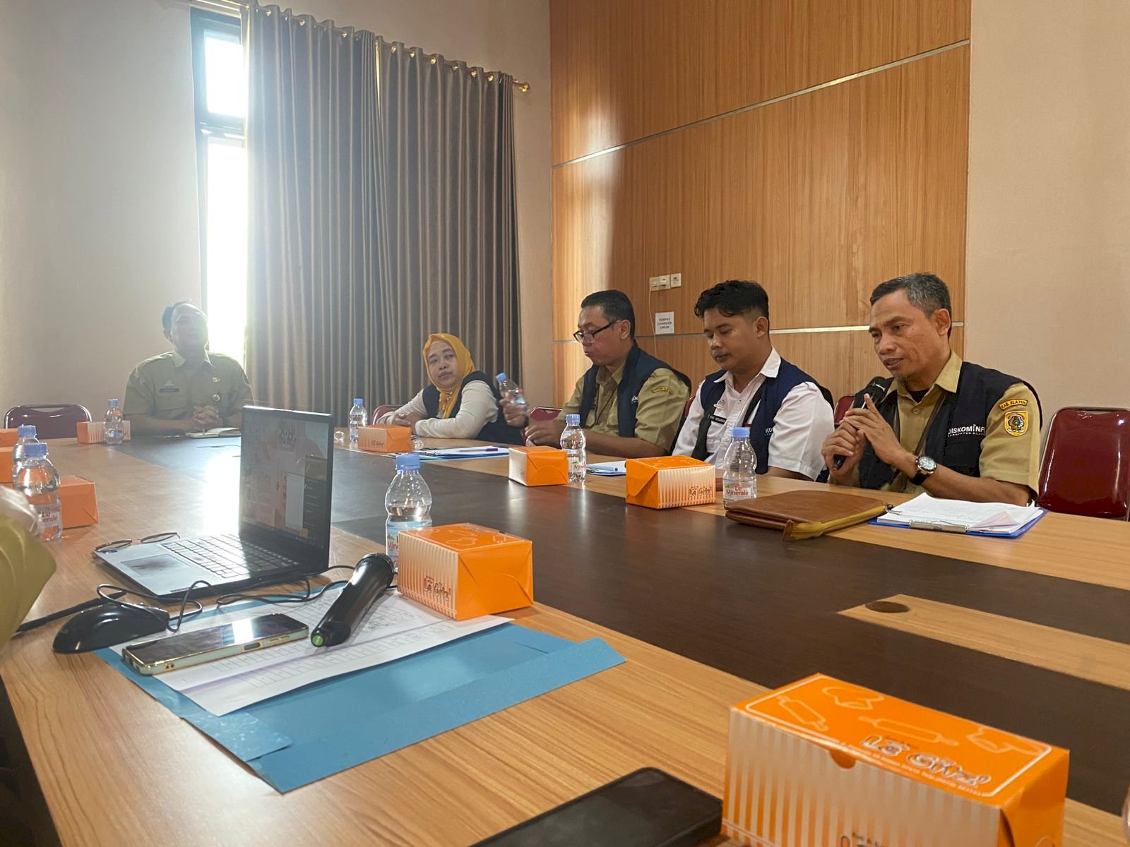Dinas Kesehatan Menerima Kunjungan Dari Diskominfo Terkait Keterbukaan Informasi Publik Tahun 2025