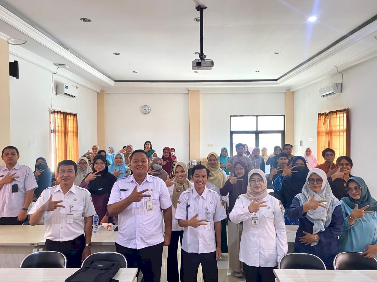 Pertemuan Monitoring dan Evaluasi Pelaporan INM dan IKP Klinik Dinas Kesehatan Kabupaten Klaten