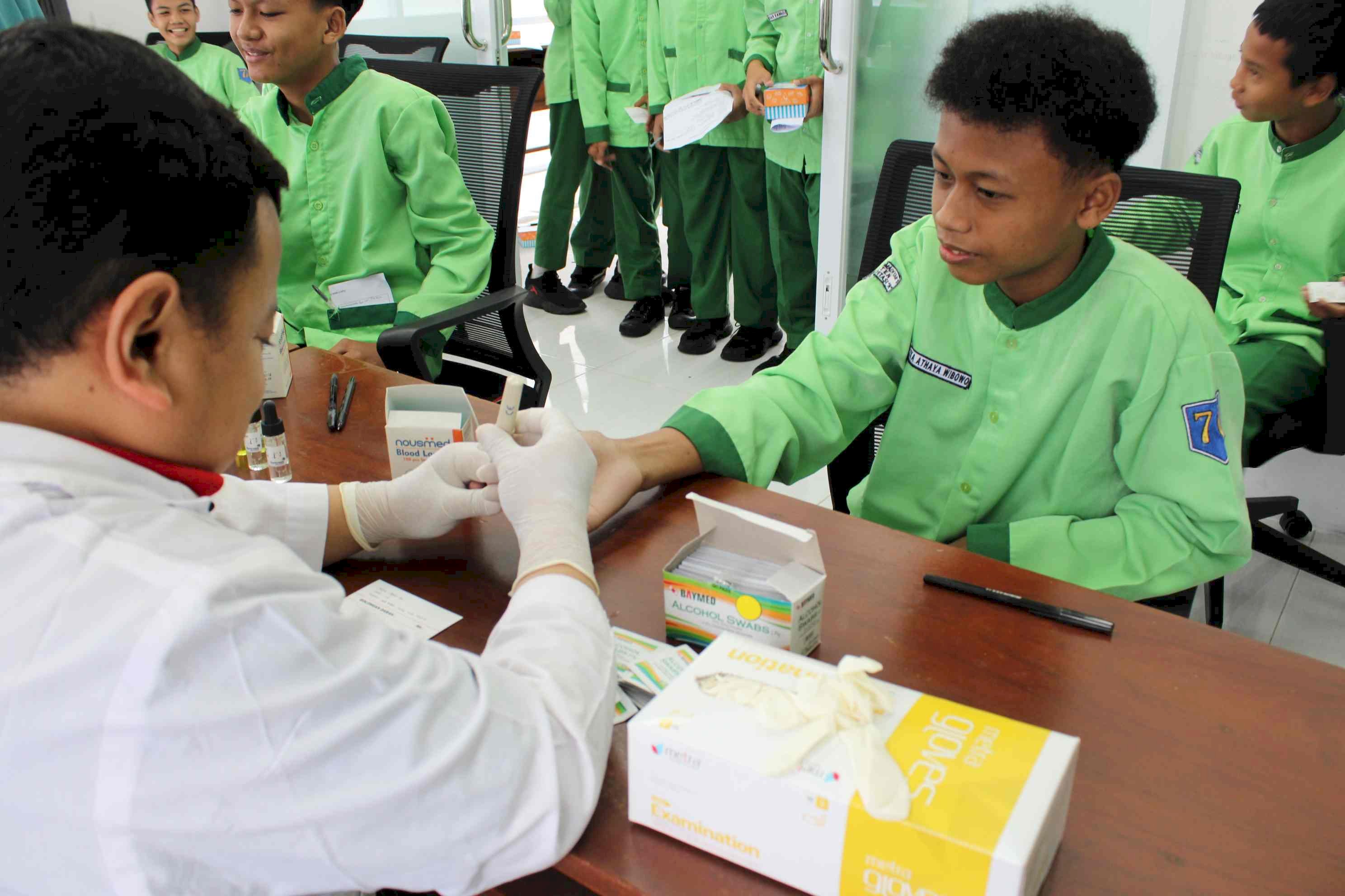 SMP Muhammadiyah 1 Klaten Melaksanakan Kunjungan Belajar ke Dinas Kesehatan Klaten