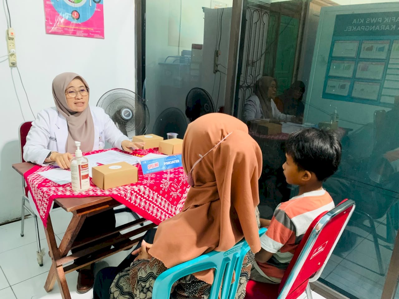 Layanan Dokter Spesialis Keliling Hadir di Desa Karangpakel, Wujud Pemerataan Akses Pelayanan Kesehatan Spesialistik